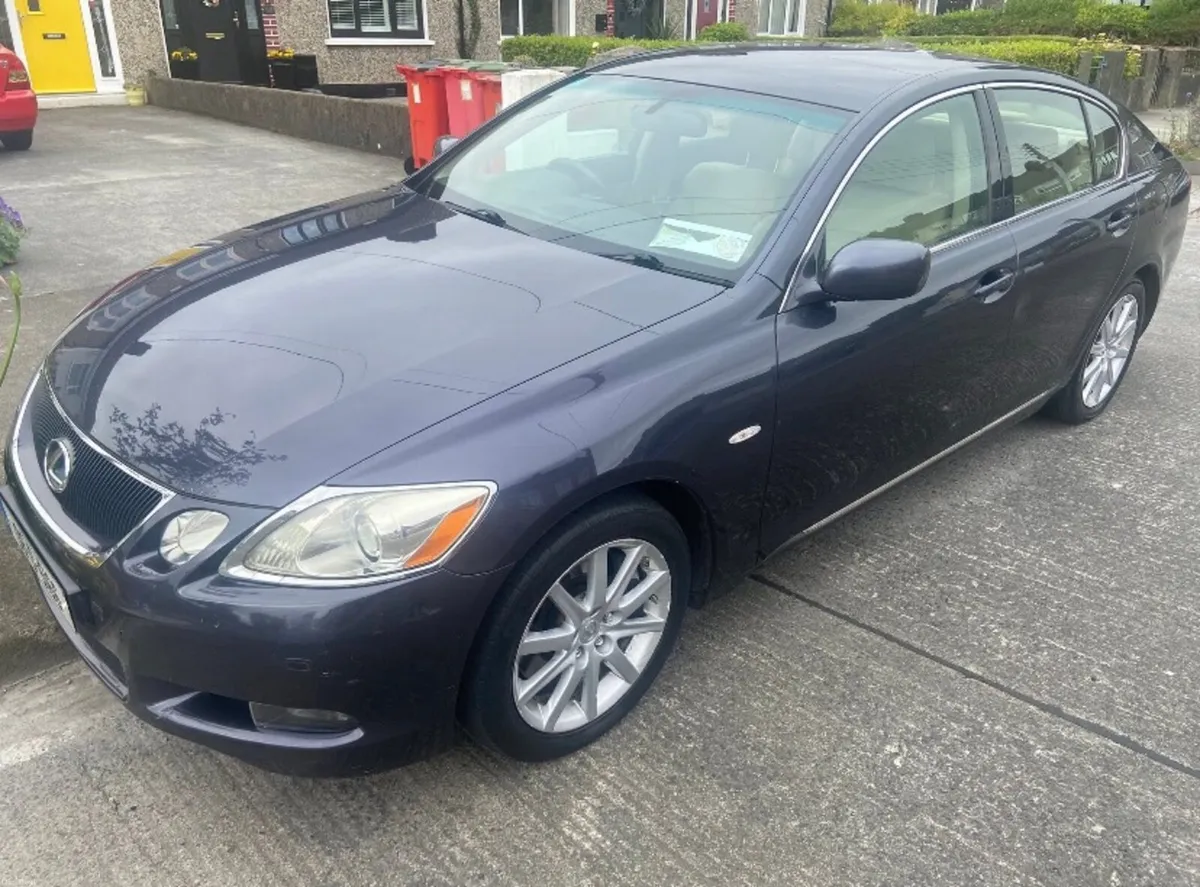 Lexus GS 300, new nct. 02/2027 - Image 1