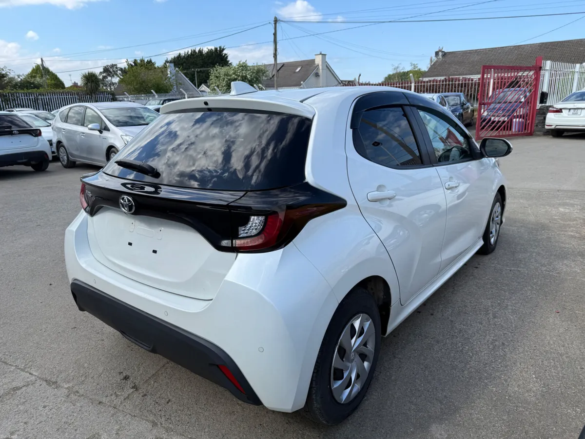 ///TOYOTA YARIS 2020///AUTOMATIC///REVERSE CAMERA/ - Image 4