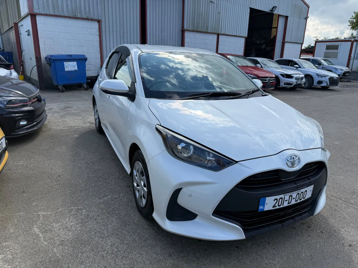 ///TOYOTA YARIS 2020///AUTOMATIC///REVERSE CAMERA/ - Image 3