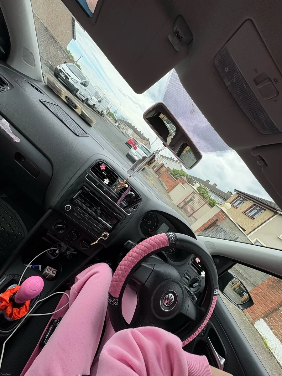 Car - Image 1