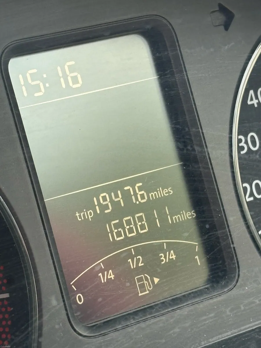 Car - Image 4