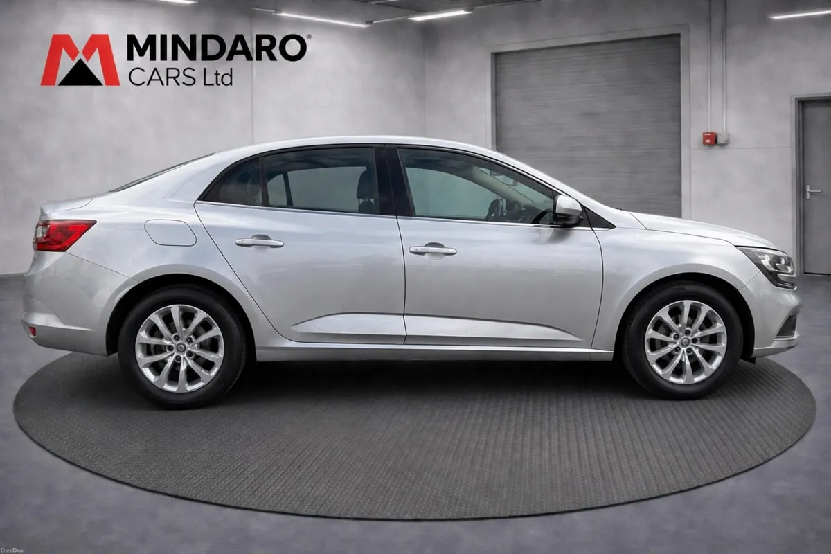 Renault Megane 2017//DIESEL//EXCELLENT CONDITION - Image 4