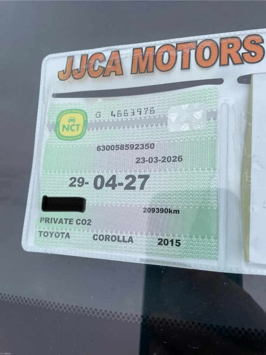 Toyota Corolla 2015 - Image 2
