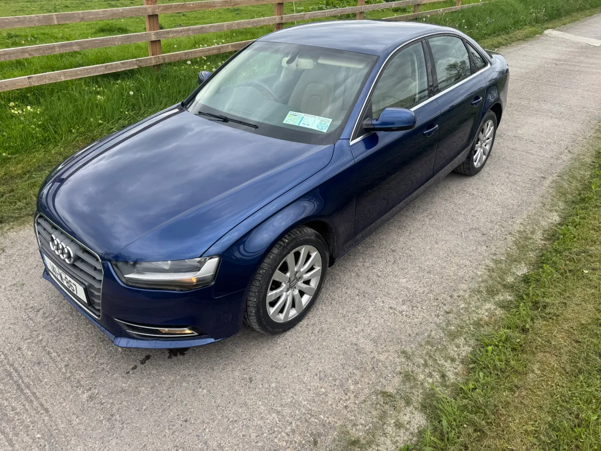 Audi A4,Low KMS,Main dealer service history - Image 1