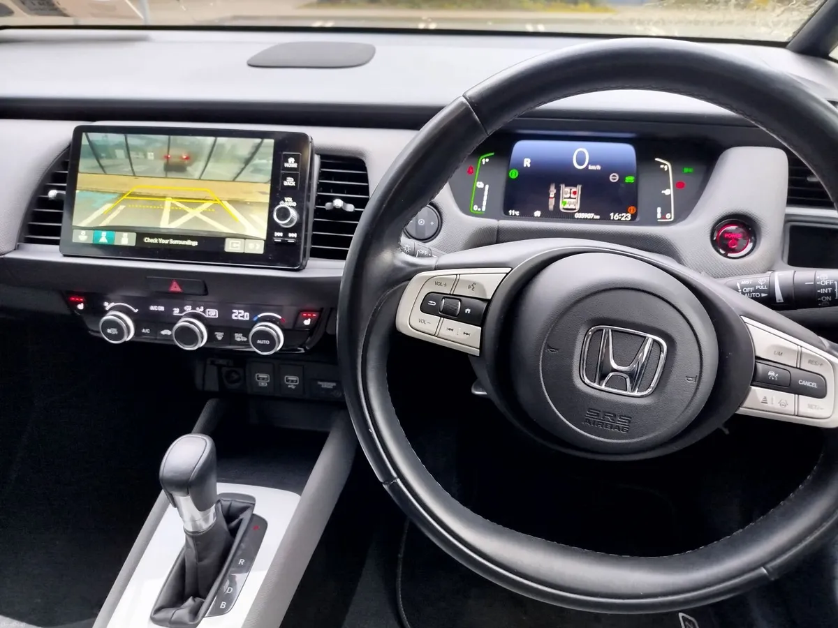HONDA JAZZ CROSSTAR 1.5e:HEV AUTO - Image 2