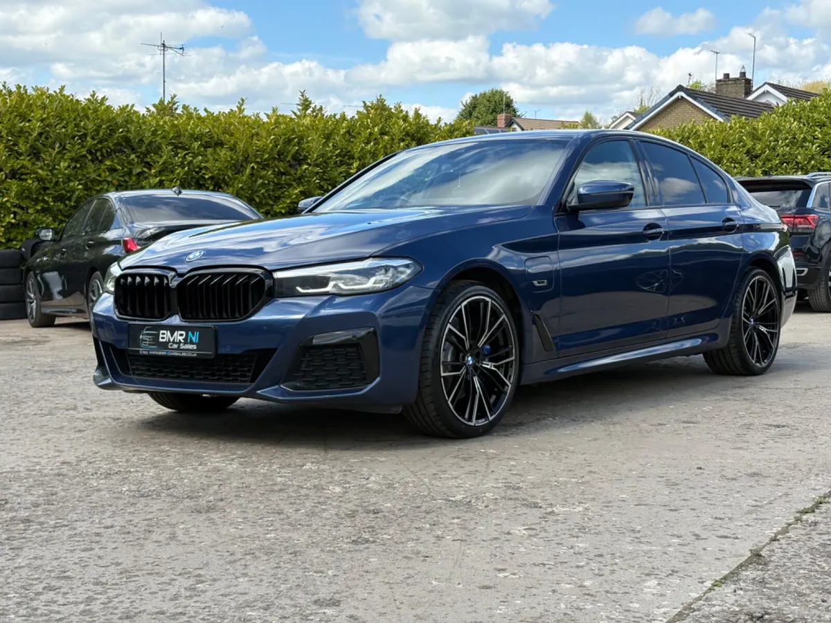 2022 BMW 530 M SPORT AUTO HYBRID LCI - Image 3