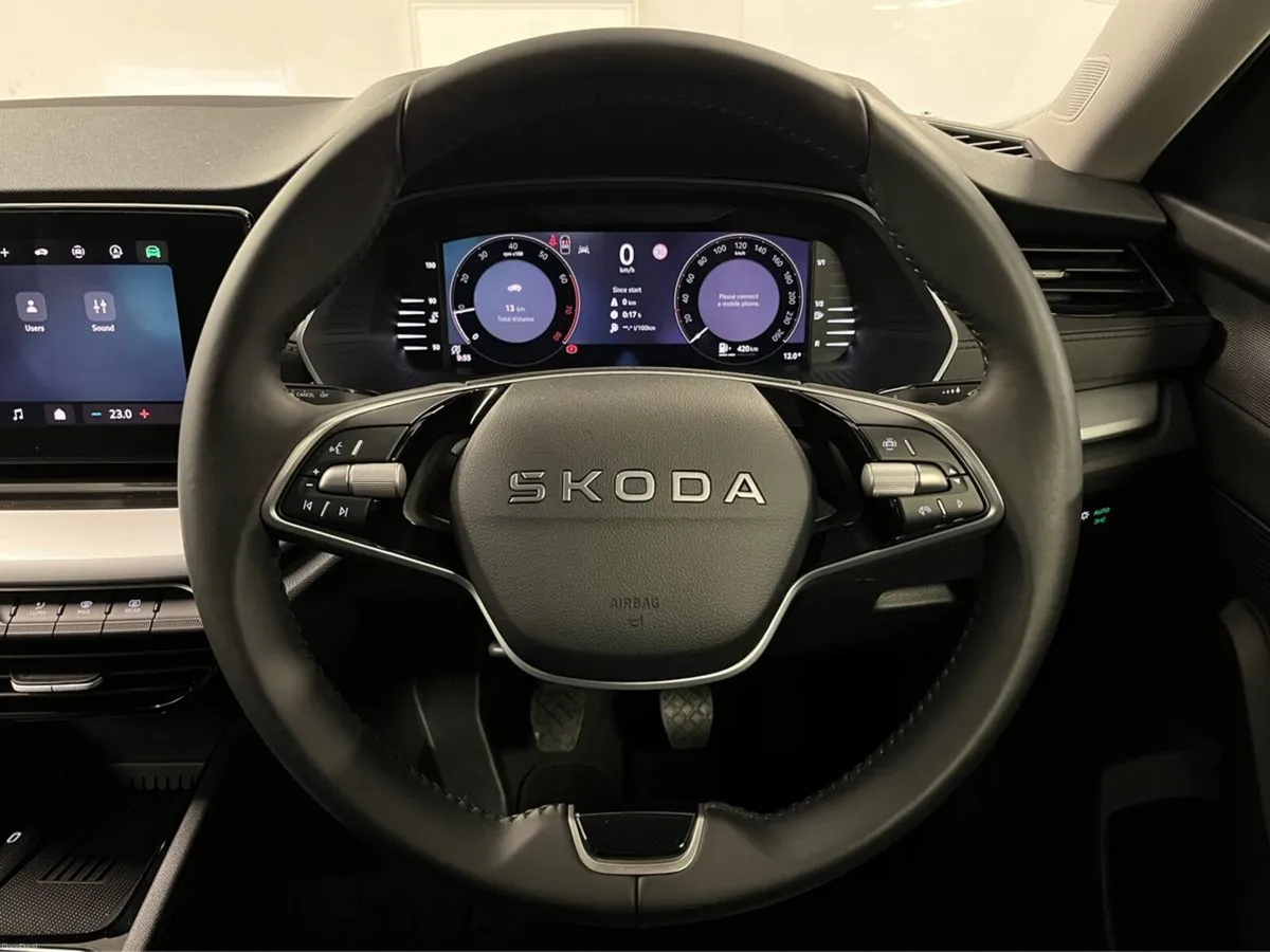 Skoda Octavia Selection Combi 1.5TSI 115BHP - Reve - Image 5