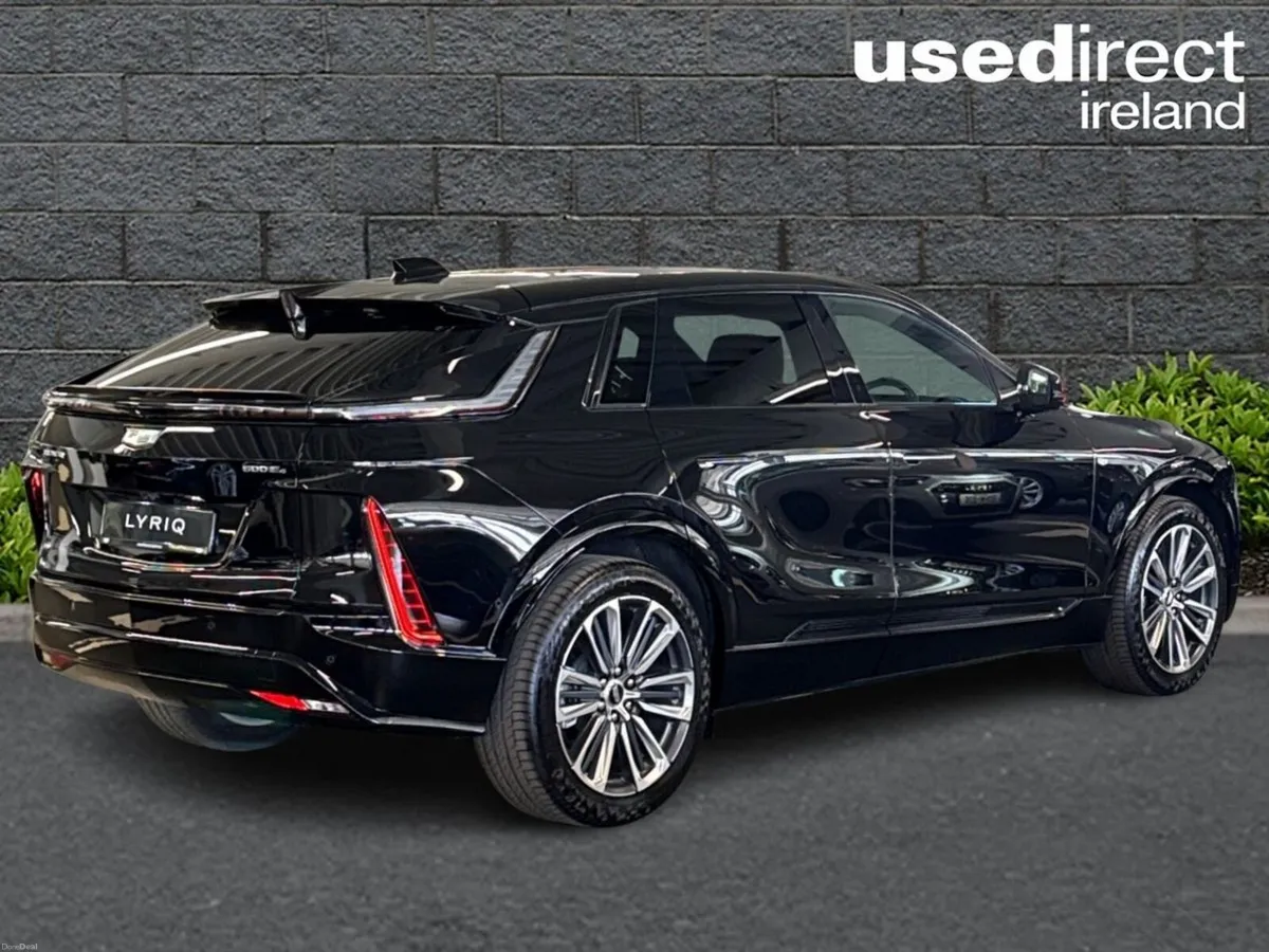 Cadillac Lyriq Sport 600 E4 - Image 2