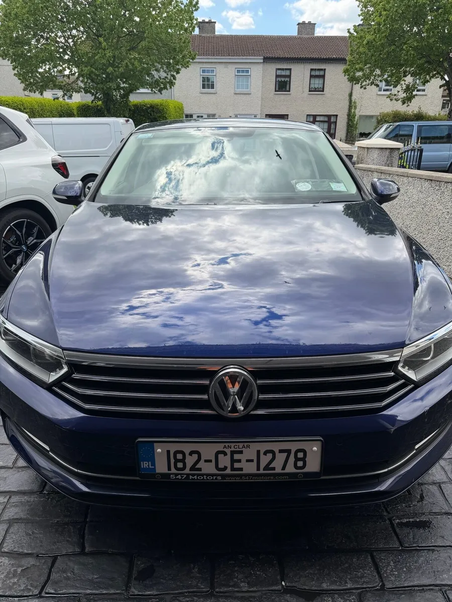 Volkswagen Passat - Image 3