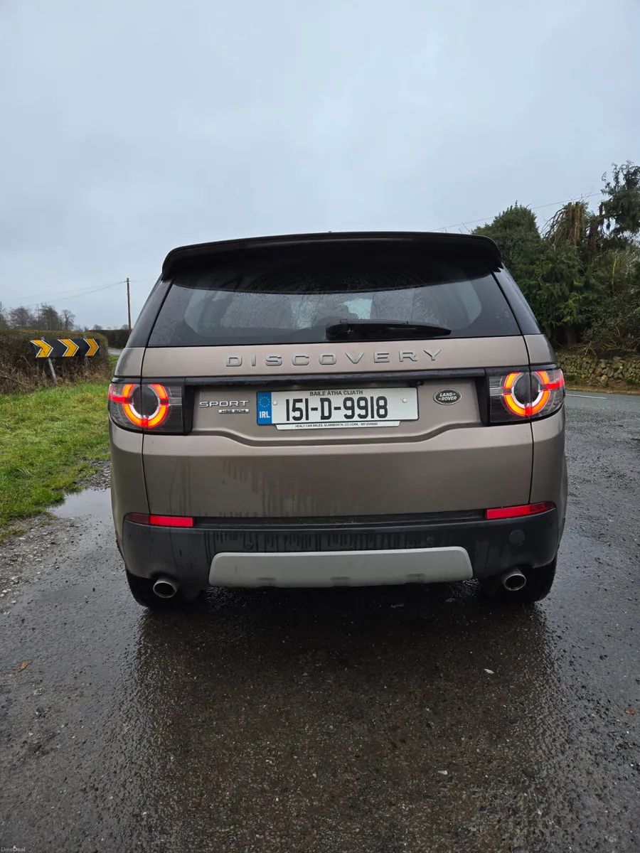 Land Rover Discovery 2015 - Image 4
