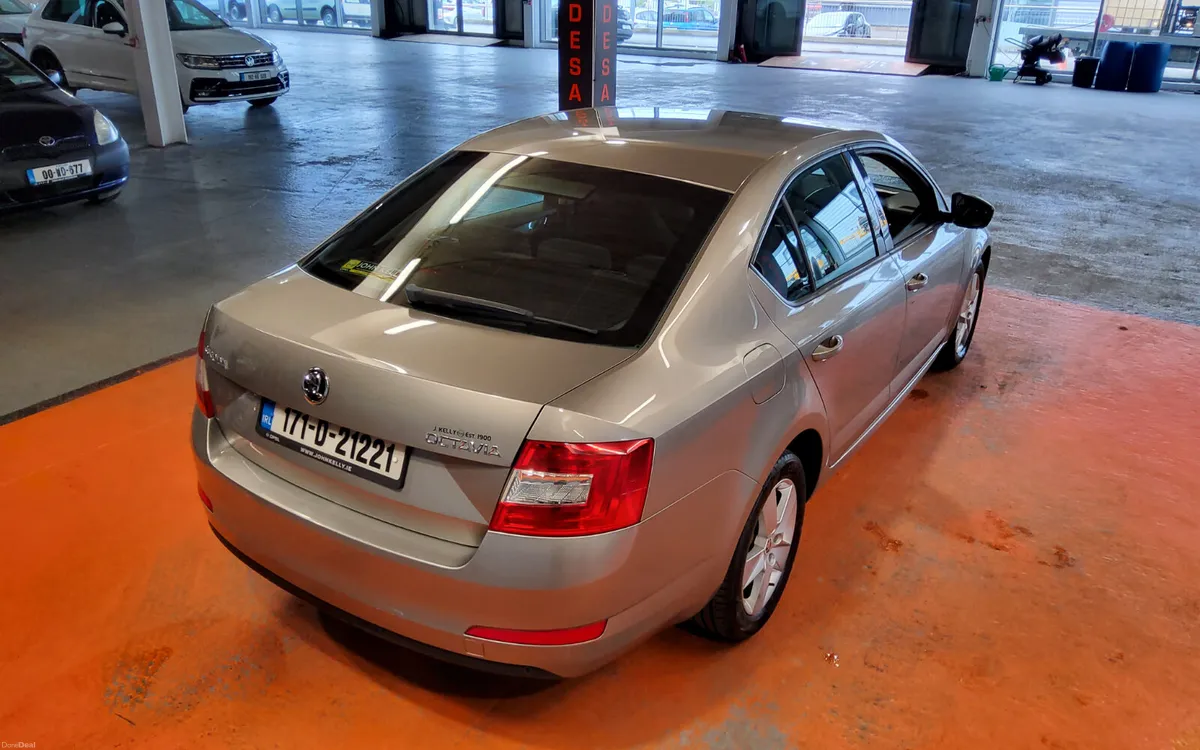 Skoda Octavia 2017 - Image 3