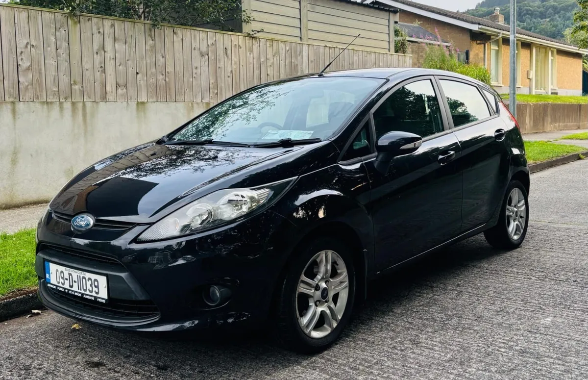 Ford Fiesta 2009 - Image 1