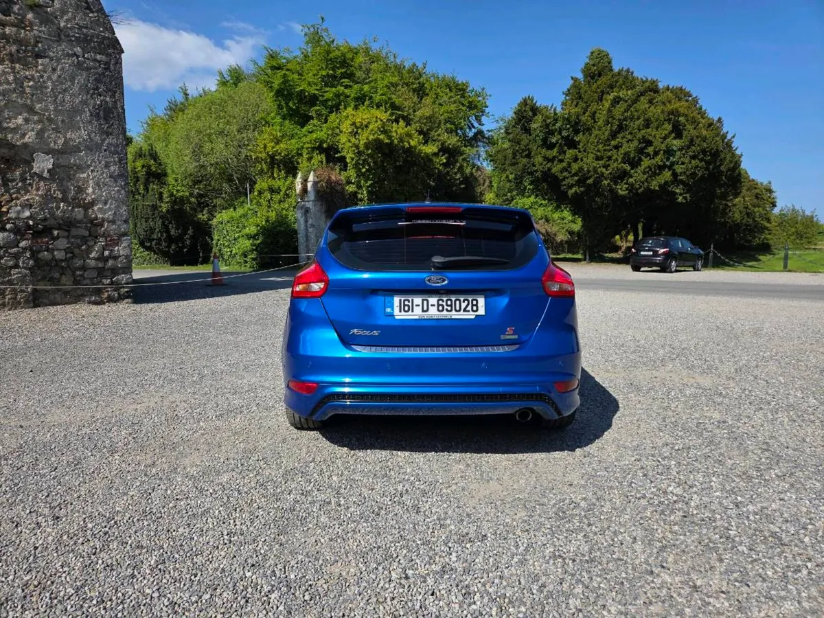 2016 Focus Zetec S 1.5T EcoBoost 180BHP - Auto - Image 2