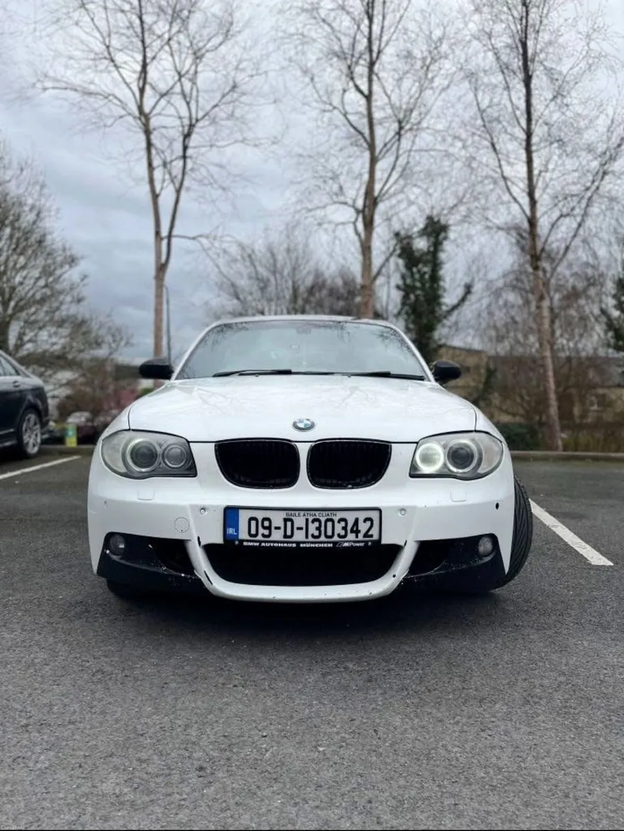 BMW 1-Series 2009 - Image 4