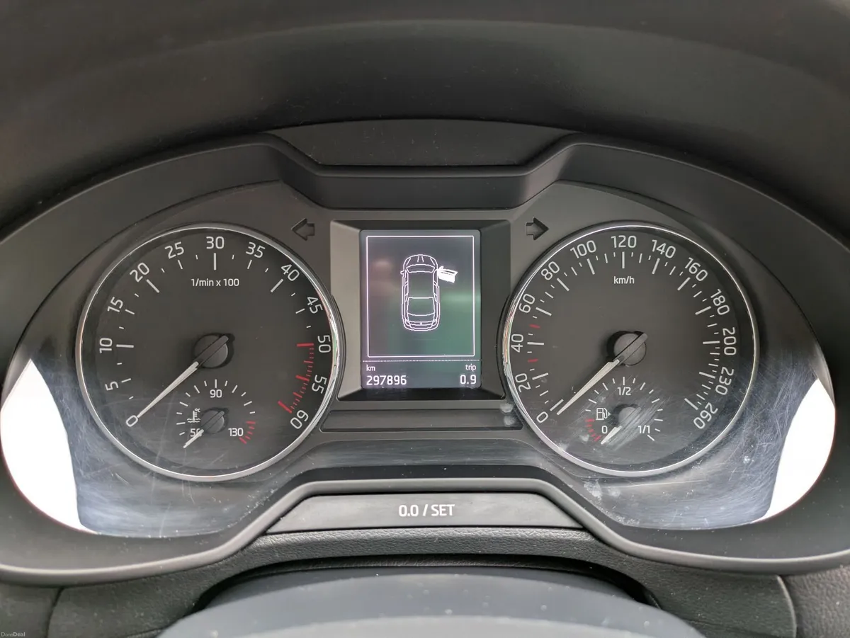 Skoda Octavia 2015 - Image 4