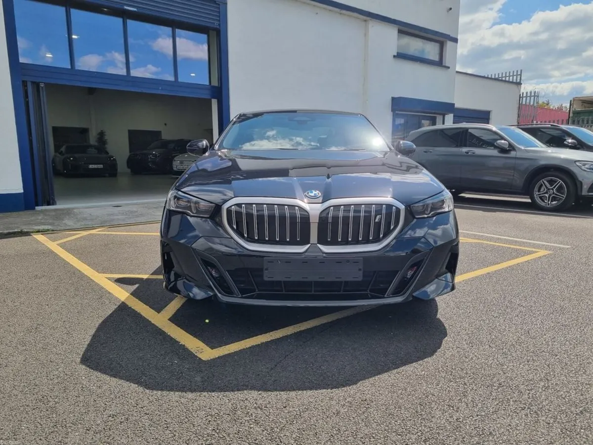 BMW i5 BIG SPEC - Image 2