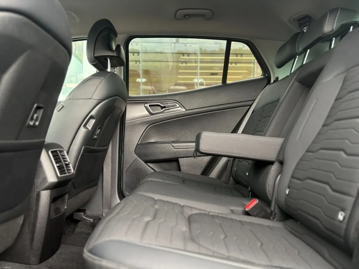 Kia Sportage 1.6 Diesel MHEV - Image 4
