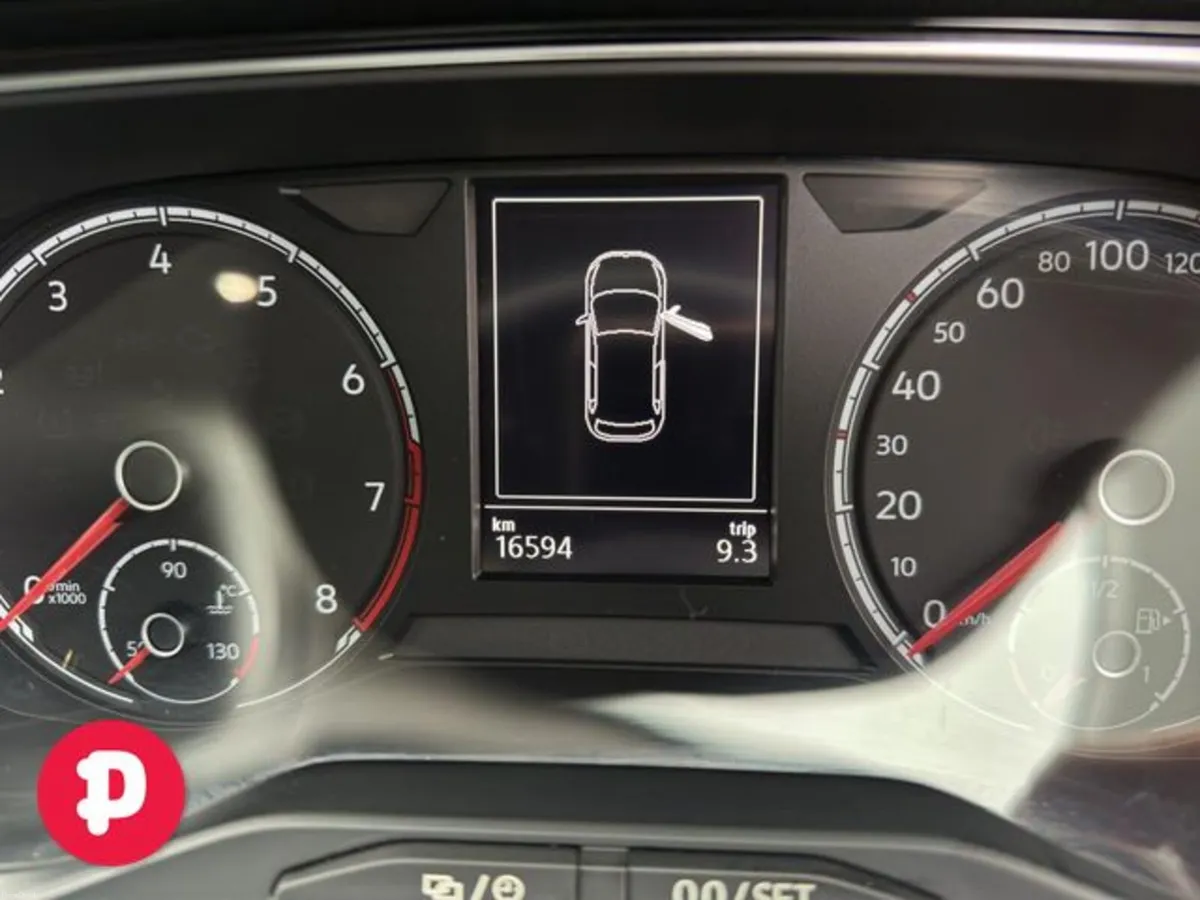 Volkswagen Polo 1.0 TSI Highline Auto - Straight S - Image 4