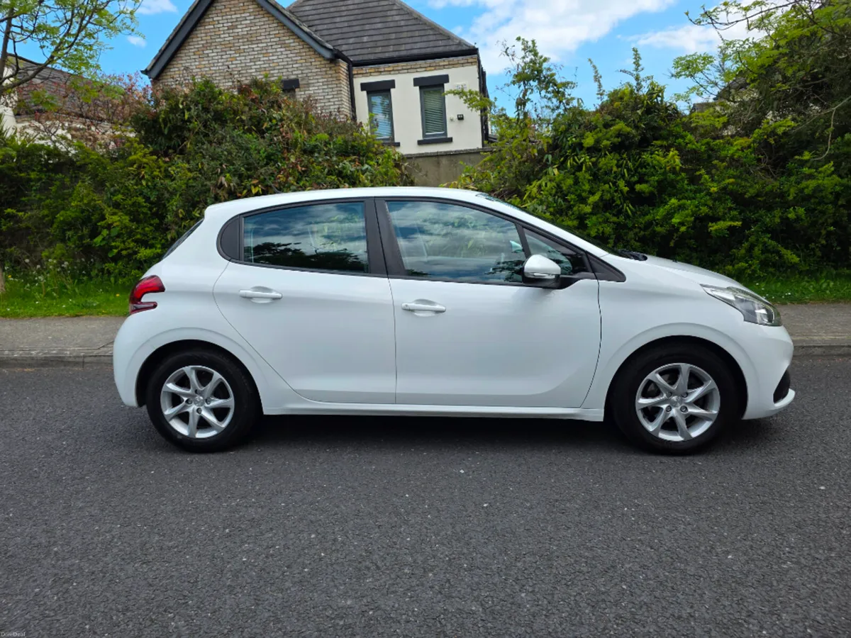 Peugeot 208 Active 1.2 68 6.2 4DR - Image 2