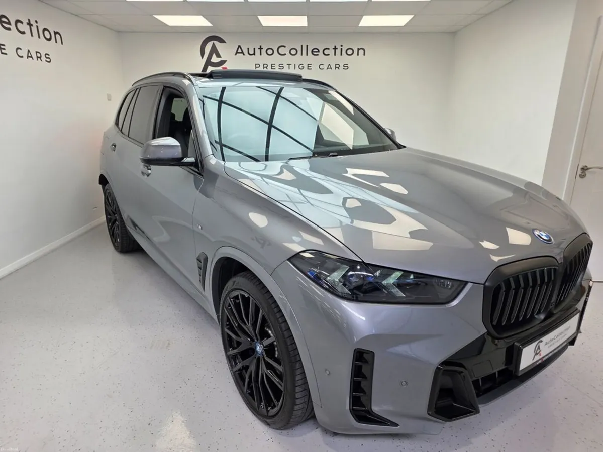 BMW X5 **50E M-SPORT PRO**PAN ROOF**TECH PACK** - Image 1