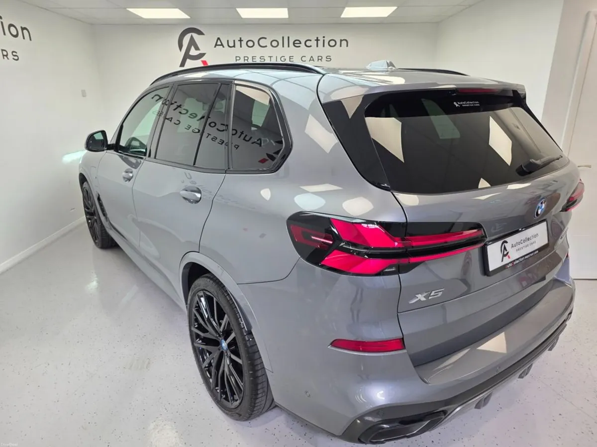 BMW X5 **50E M-SPORT PRO**PAN ROOF**TECH PACK** - Image 4