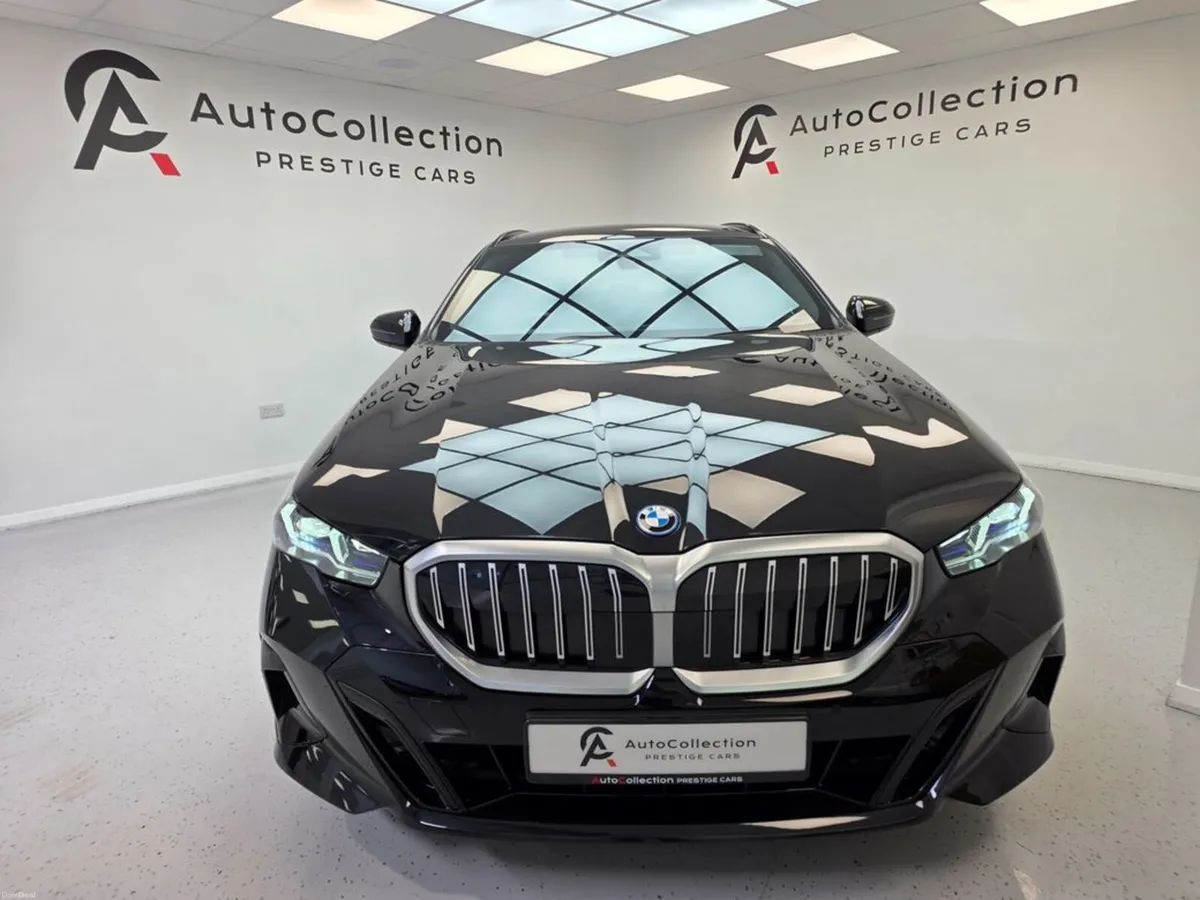 BMW 5-Series **530E M-SPORT TOURING** - Image 2
