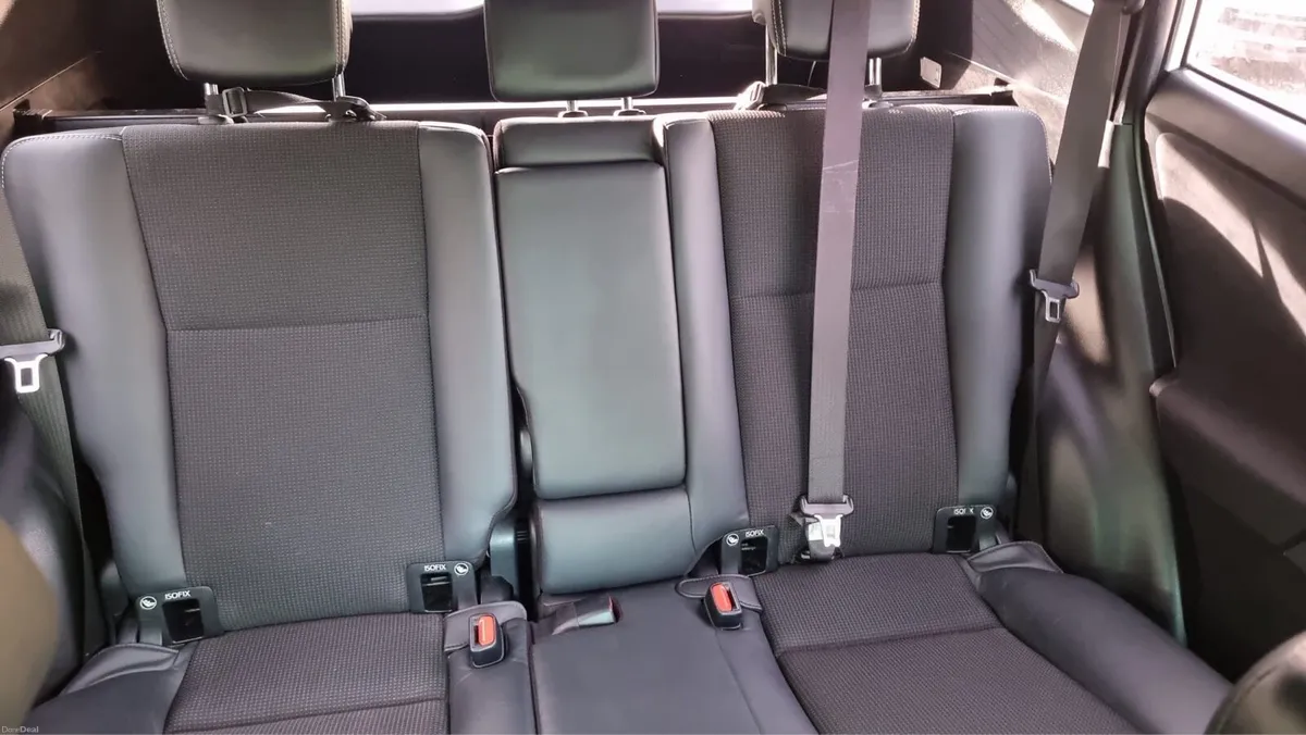 Toyota Rav 4 - Image 2