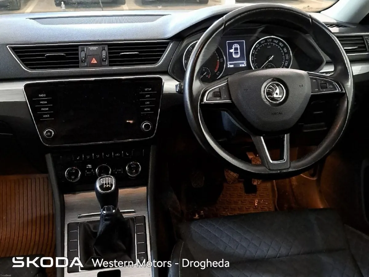 Skoda Superb Ambition 2.0TDI 150HP - Image 3