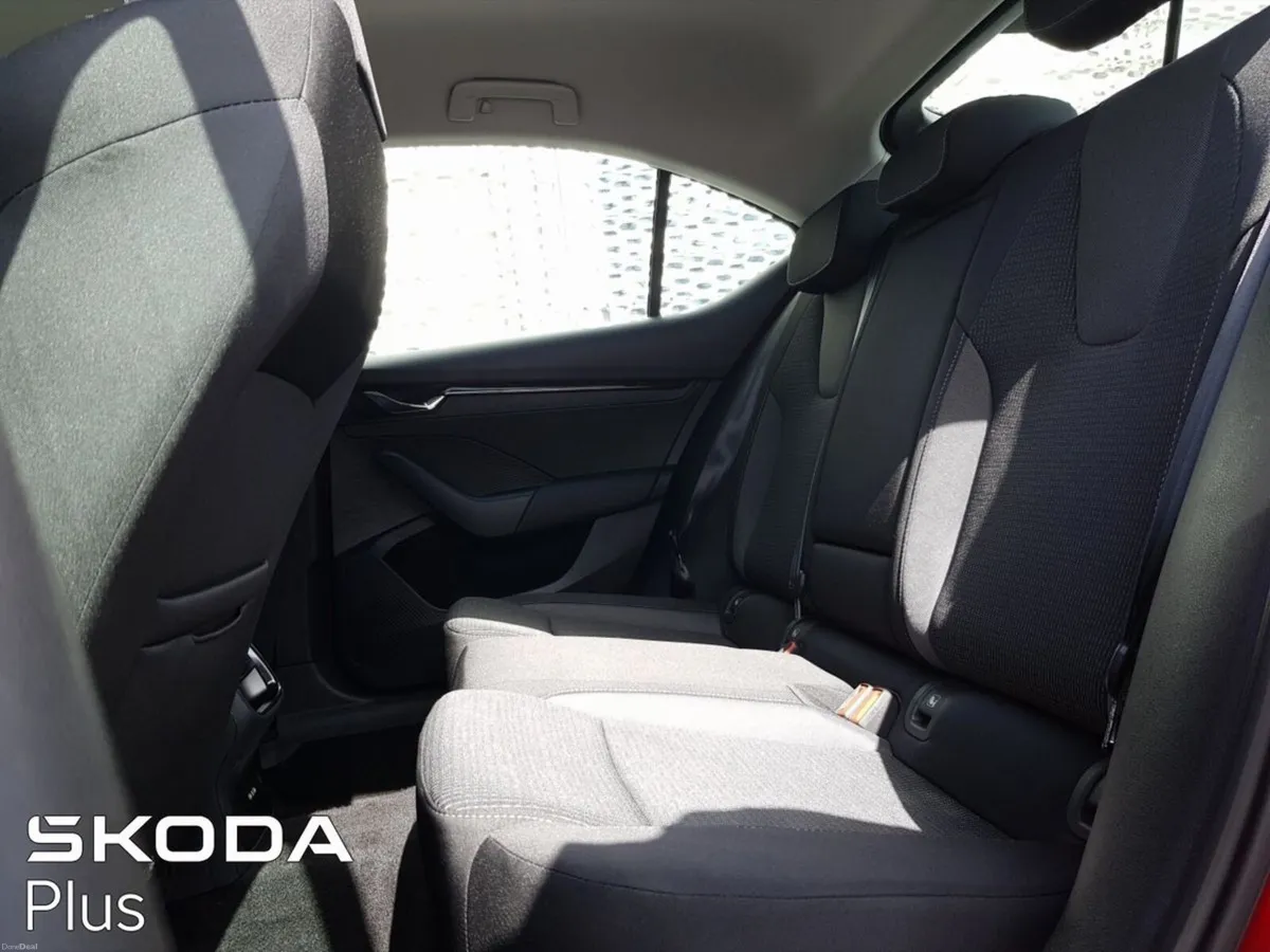 Skoda Octavia OCTAVIA AMB 1.0TSI 110HP - Image 6
