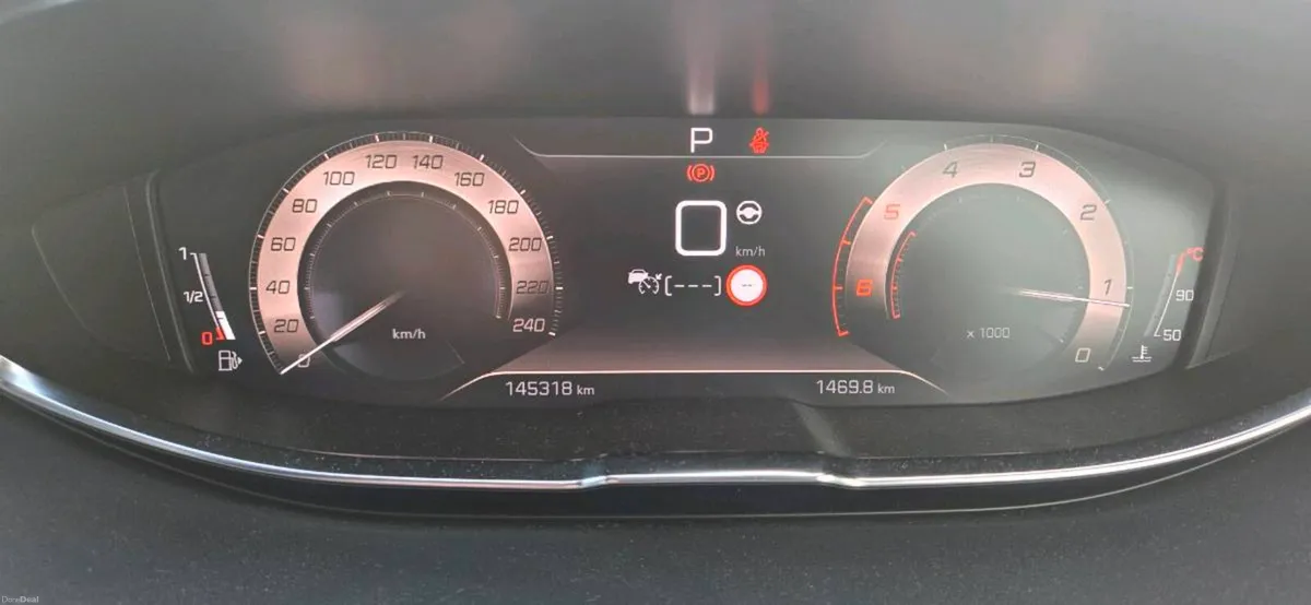 Peugeot 5008 Fl Gt 1.5 Blue Hd Auto 7 Seater - Image 3