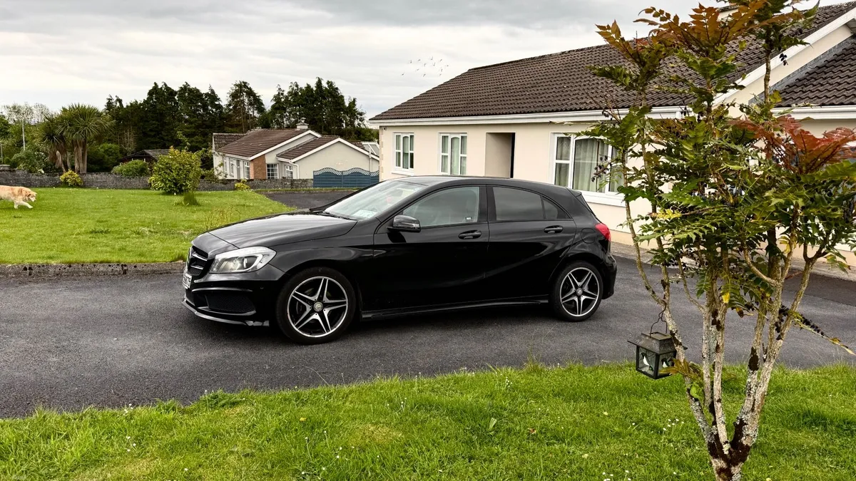 Mercedes-Benz A-Class 2015 - Image 2