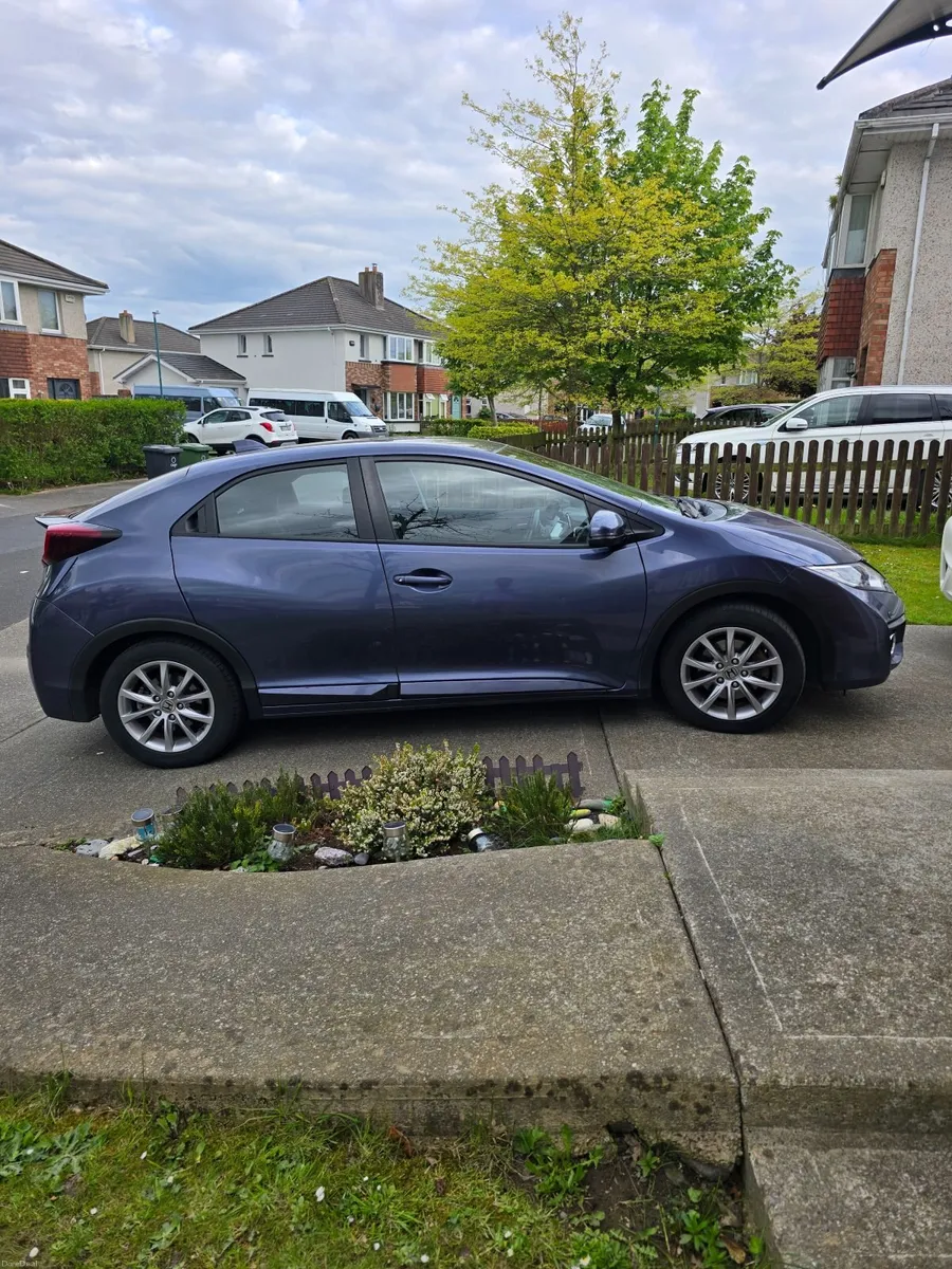 Honda Civic 2016 - Image 3