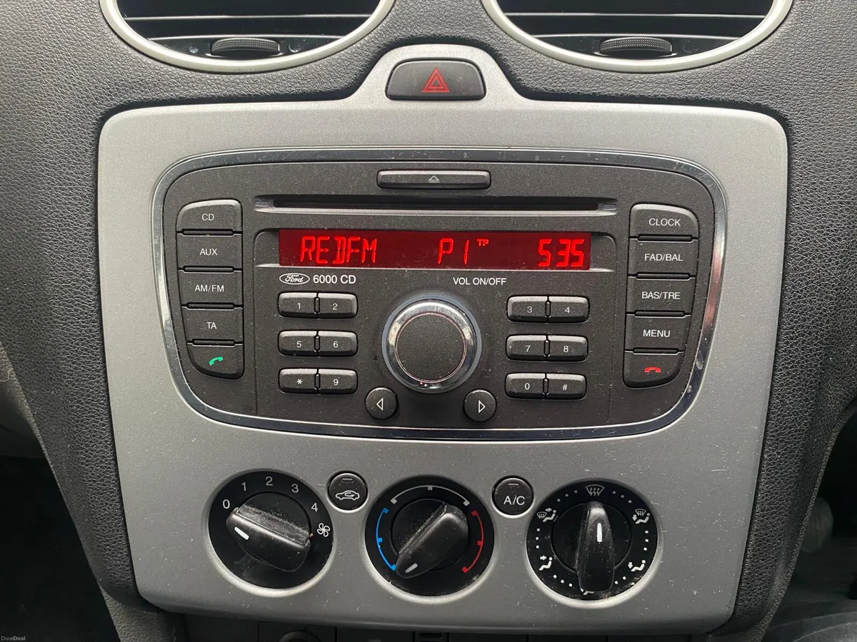 Ford Focus 2008 - Image 2