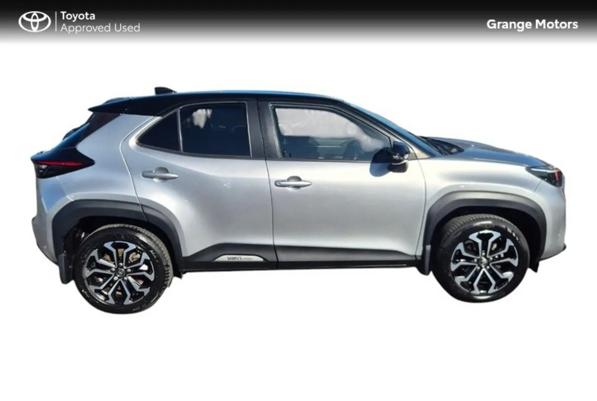 Toyota Yaris Cross 1.5 LUNA SPORT 5DR BITONE**FULL - Image 4