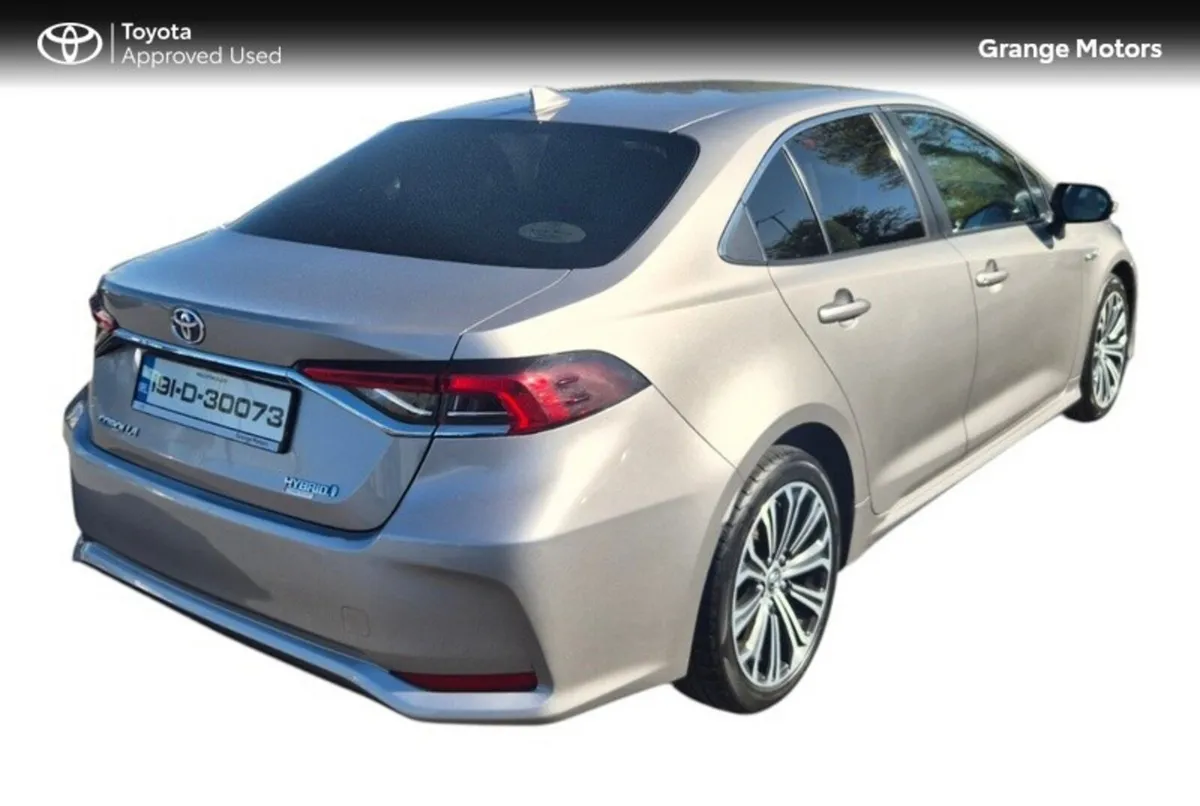 Toyota Corolla 1.8 HYBRID LUNA SPORT 4DR SAL - Image 3