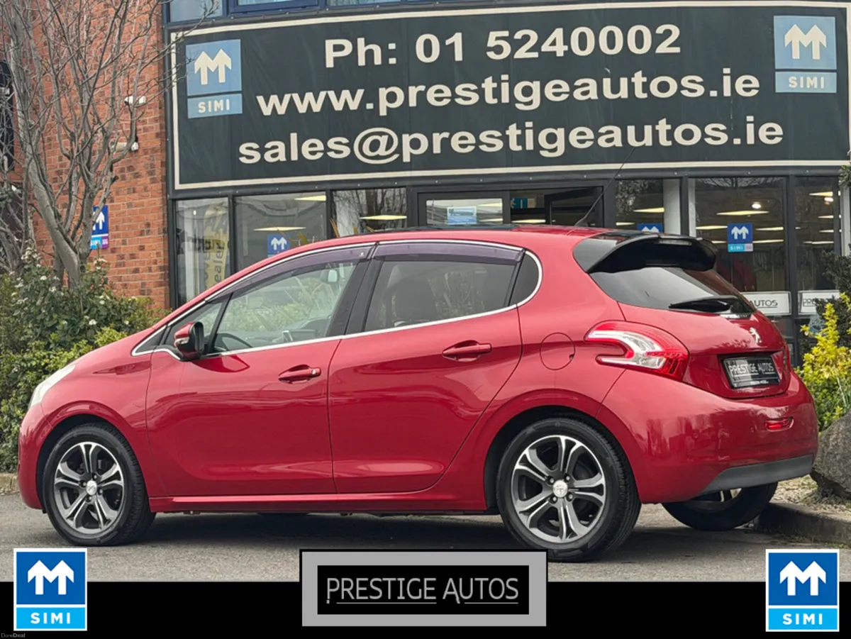 Peugeot 208 1.2 PETROL AUTO PAN ROOF *CAR ID 53* - Image 4
