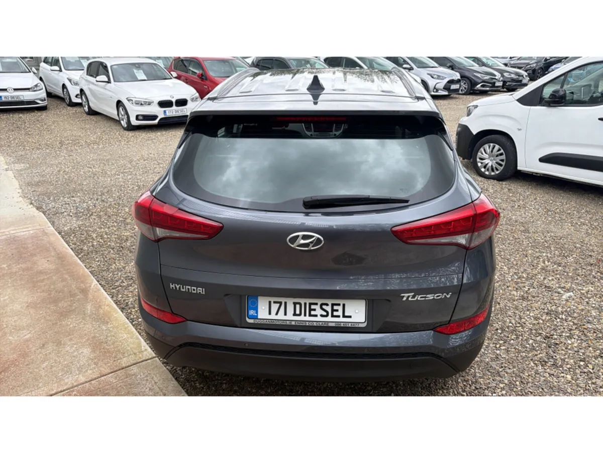 Hyundai Tucson SE NAV B-DRIVE 2WD CRDI BLUE DRIVE - Image 6