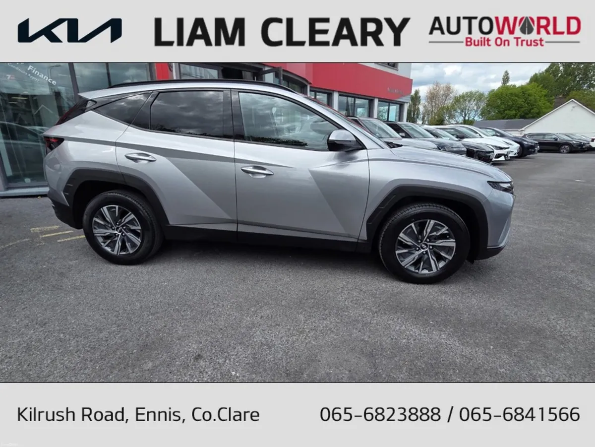 Hyundai Tucson IX35 EXECUTIVE HEV 5DR AUTO - Image 2