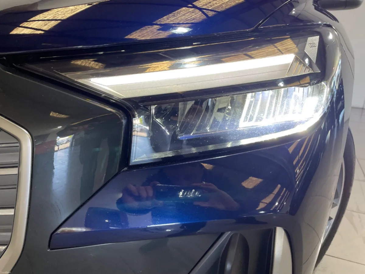Audi Q4 e-tron 40 E-TRON S LINE  SUNROOF BATTERY H - Image 4