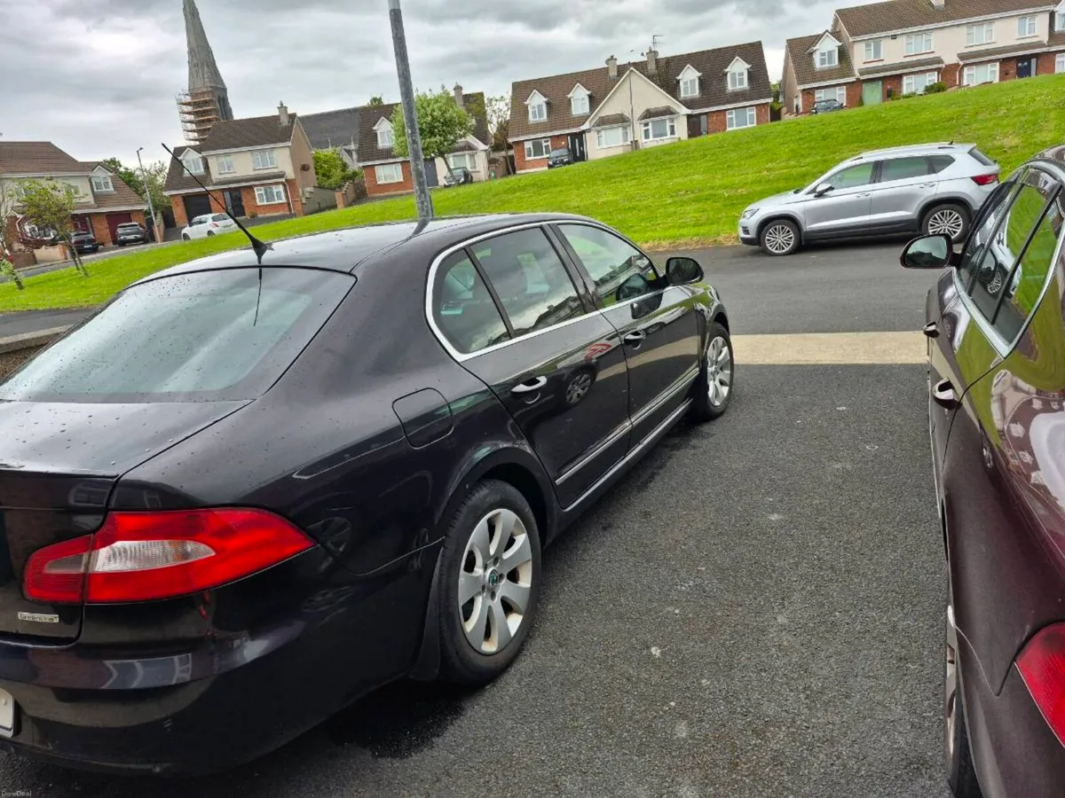 Skoda Superb - Image 3