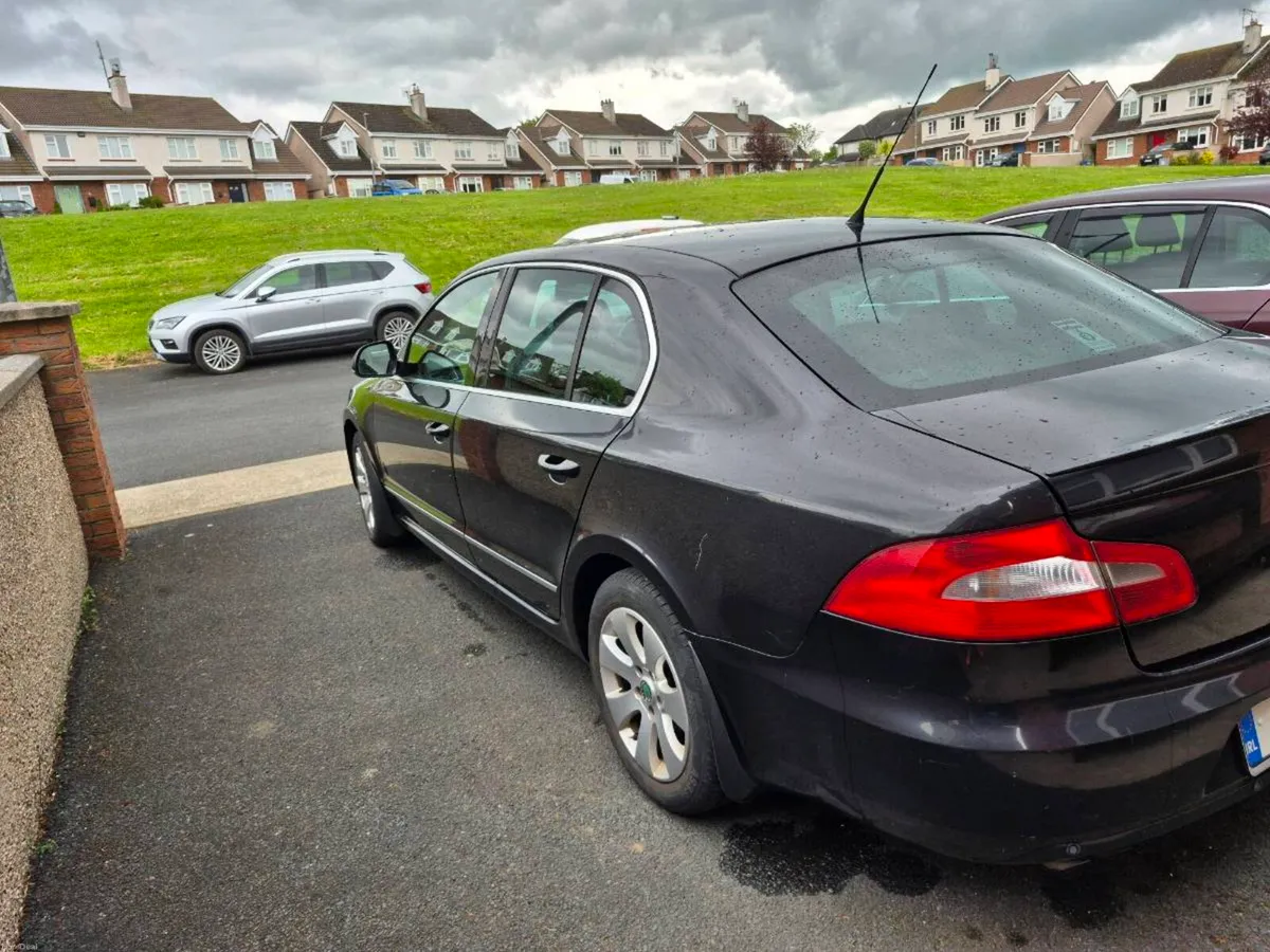 Skoda Superb - Image 2