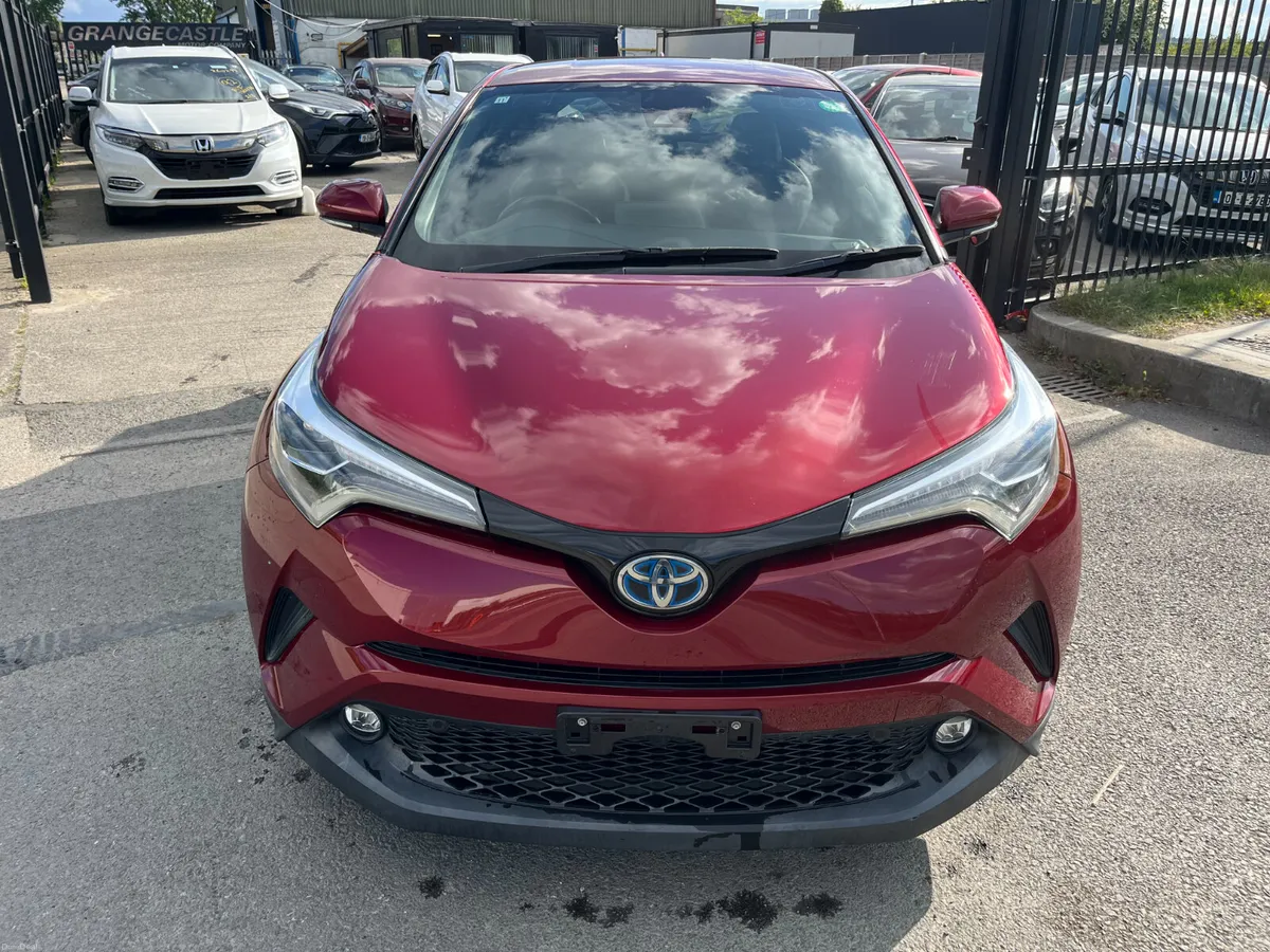 TOYOTA C-HR 2019, 1.8 HYBRID AUTO HIGH SPEC - Image 2