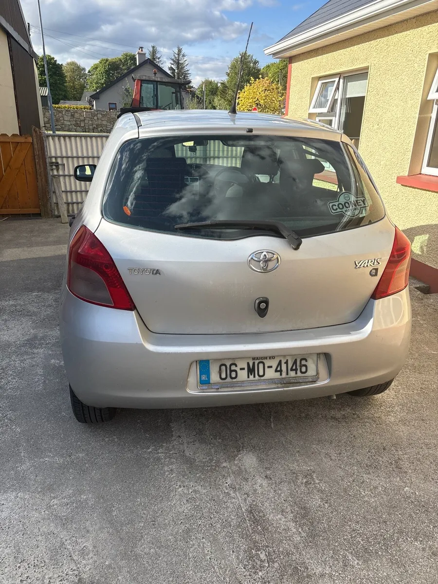 Toyota Yaris 2006 - Image 4