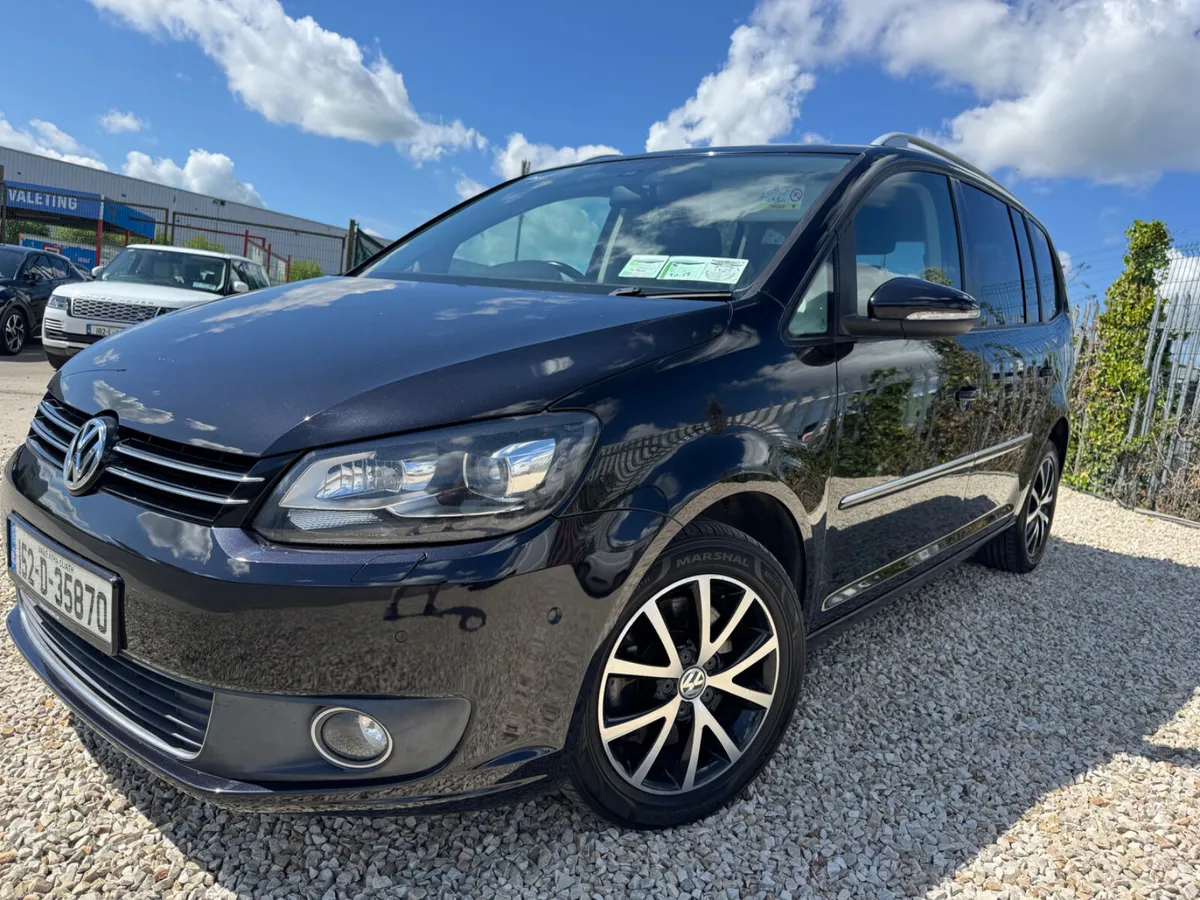 Volkswagen Touran 2015 - Image 2