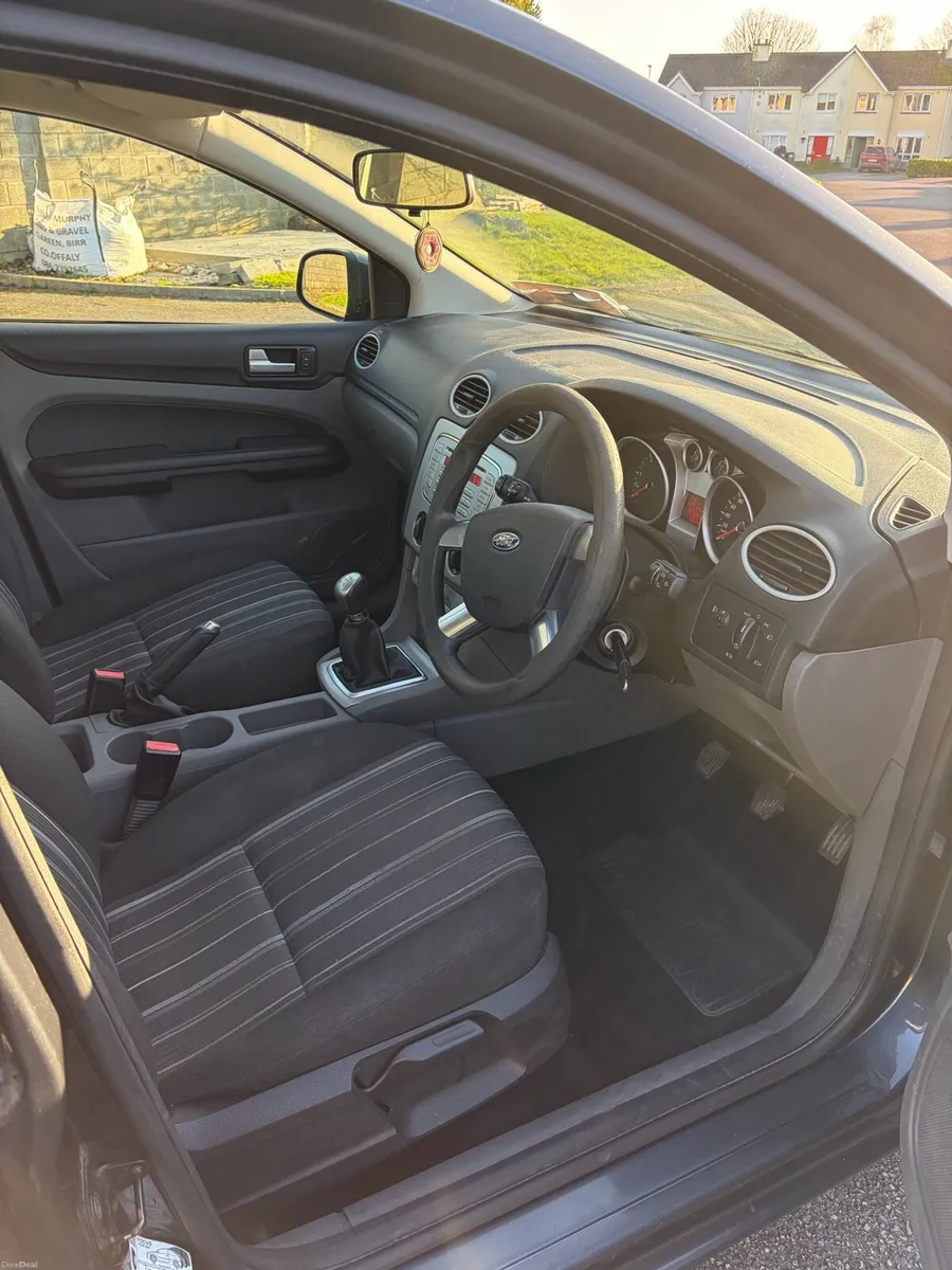Car - Image 3