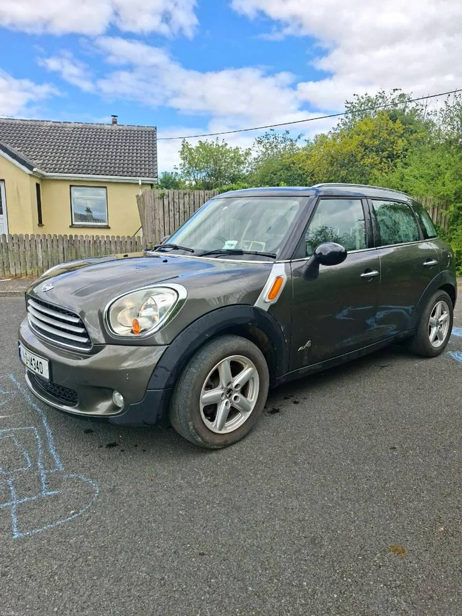 MINI COOPER 2011 DIESEL LOW KM - Image 1