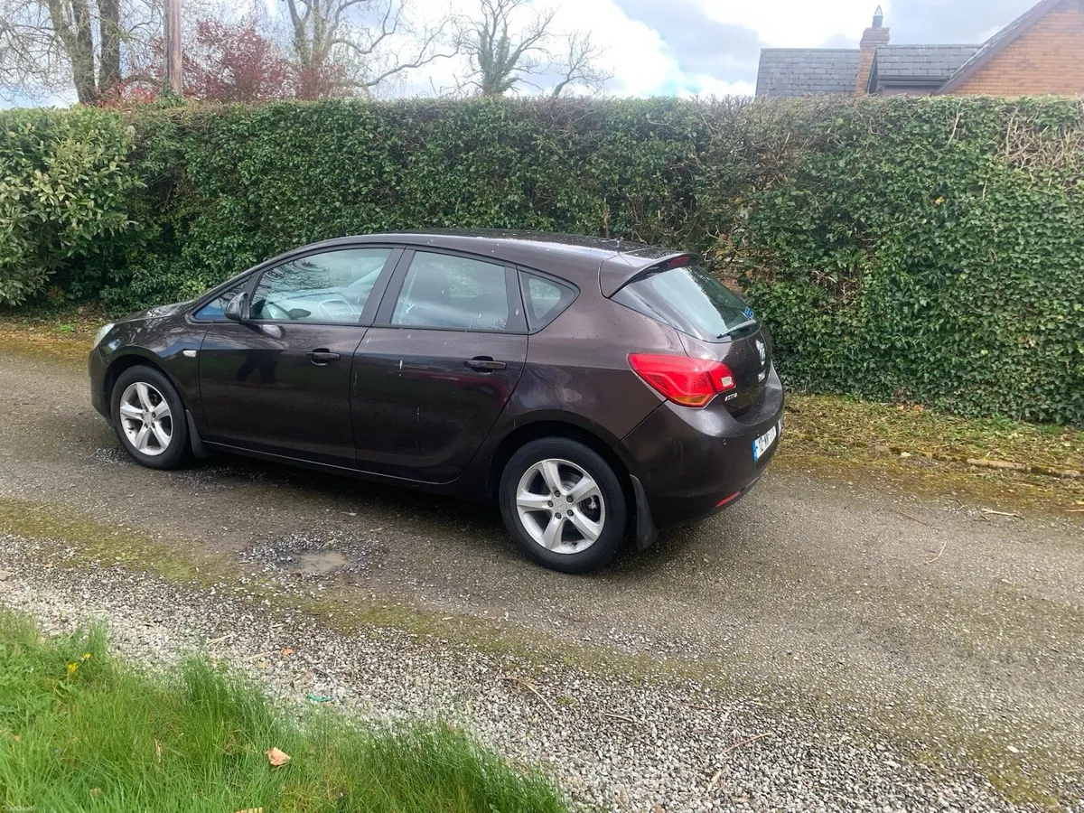 Opel Astra - Image 4
