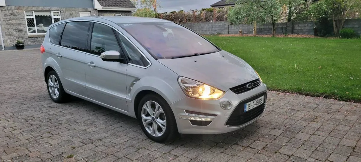 2015 Ford S-Max Titanium (Auto) - Image 4
