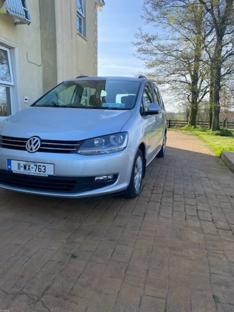 Volkswagen Sharan 2011 - Image 2
