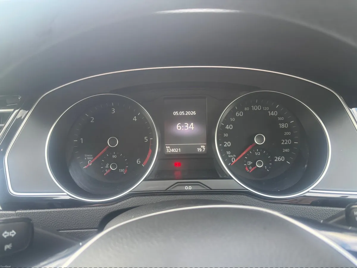 Volkswagen Passat 2016 - Comfortline - Image 4